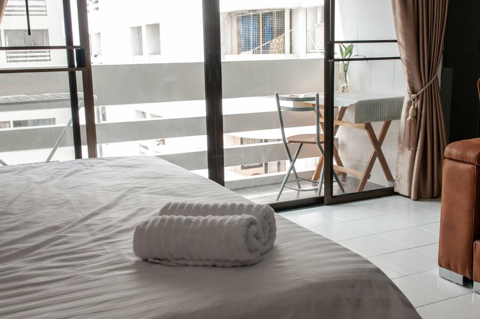 Appartement Cozy 1br Walk To Bts And Airport Rail Link Close To Malls T
